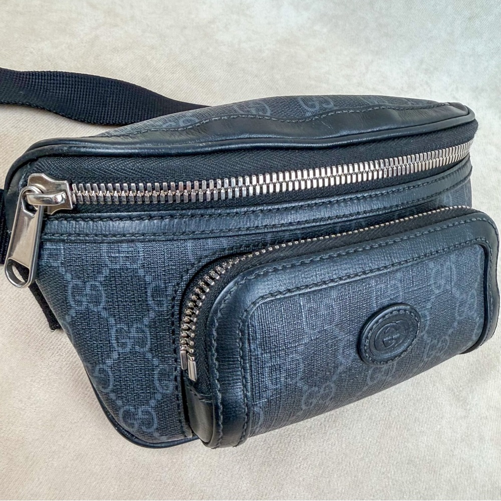 Authentic Gucci GG Supreme Belt Bag / Waist Bag / Crossbody
